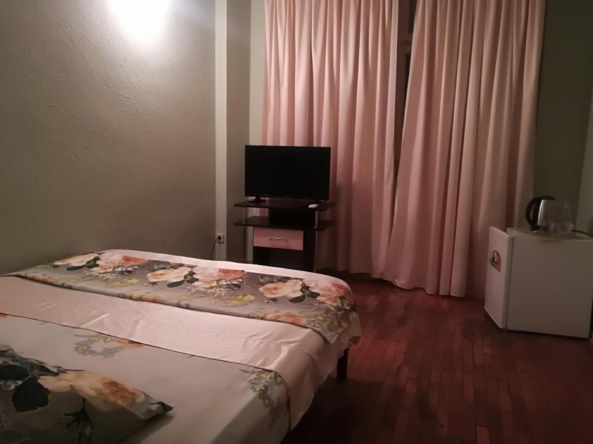Гостиница Ива Gagra Exterior foto