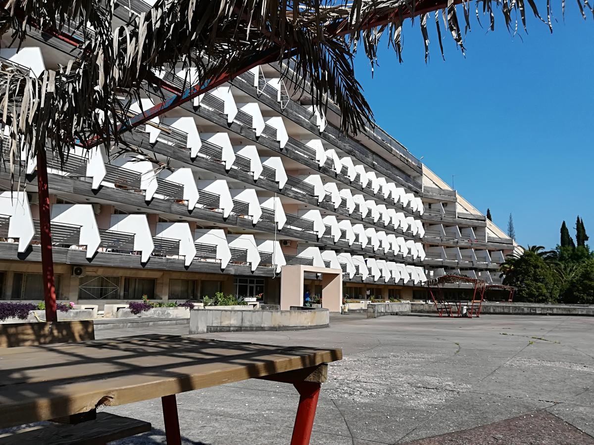 Гостиница Ива Gagra Exterior foto