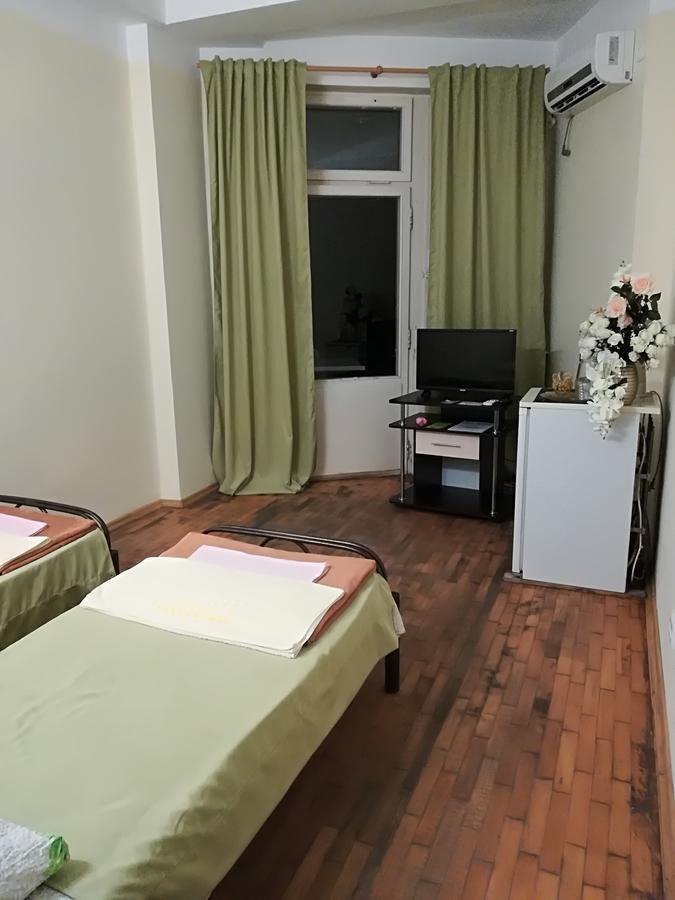 Гостиница Ива Gagra Exterior foto